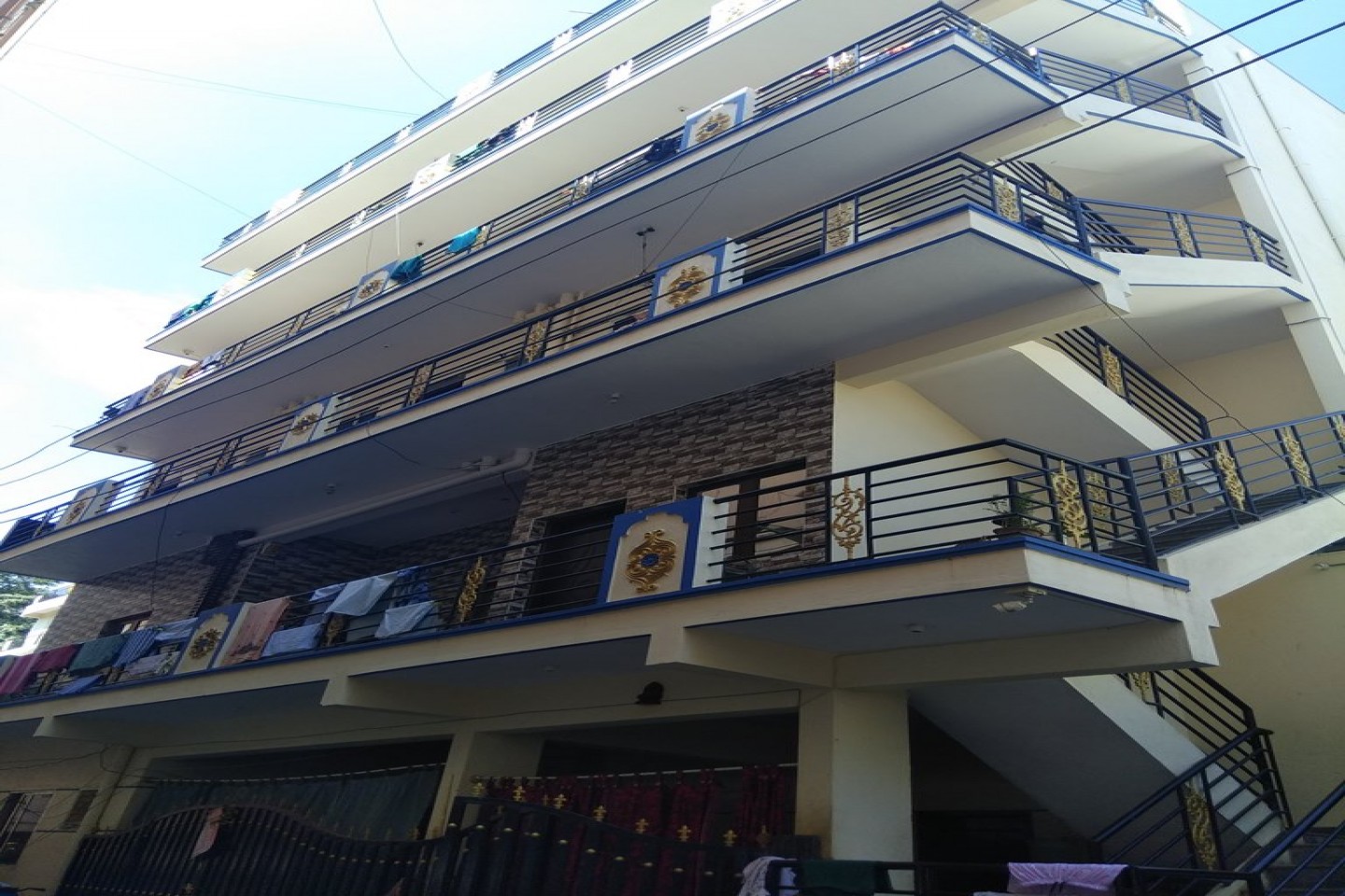 Balaji Ladies -4 in Old Airport Road,Find Paying Guest PG